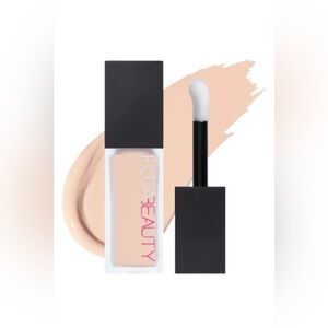 “Yogurt Drops 1.5B” HUDA #FauxFilter Concealer